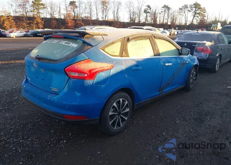 2015 Ford Focus Titanium из США, поврежденный, VIN 1FADP3N27FL216014